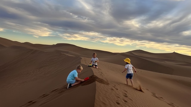 Trek en famille désert Maroc en 6 jours dont 4 jours de marche